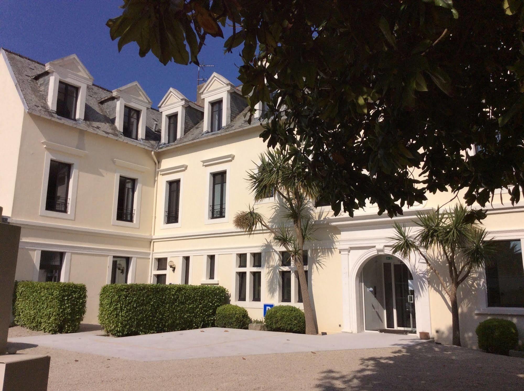 Hotel De France Saint-Pol-de-Léon Exterior foto